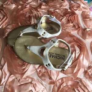 👡☀️Michael Kors Toddler Sandals Size 6🌟👣