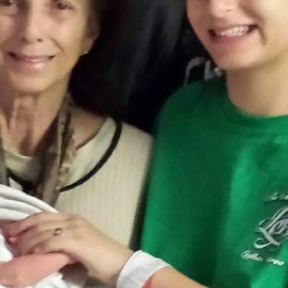 Meet your Posher, Pamela - Picture 1 of 1