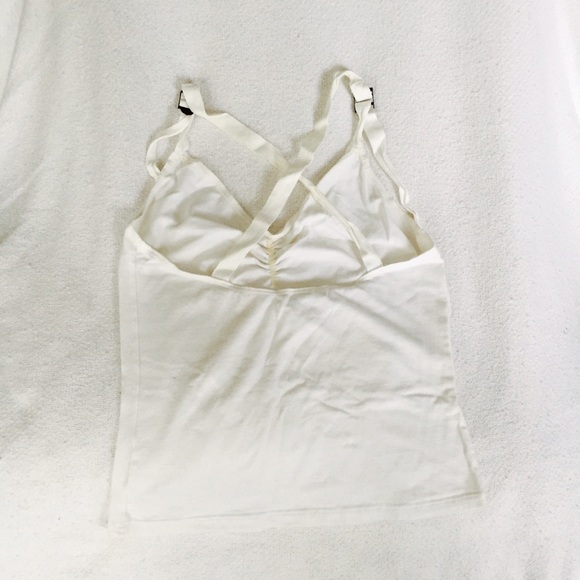 Trendy White Tank - Picture 2 of 2