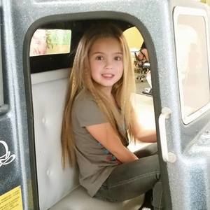 Meet your Posher, Chrisjessica naquin