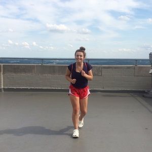 Meet your Posher, Livi