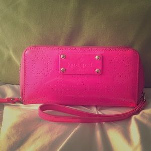 Kate Spade hot pink wristlet