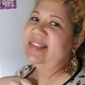 Meet your Posher, Maricela