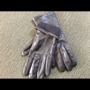 LEATHER GLOVES