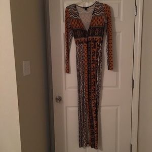 Maxi dress with slit forever 21