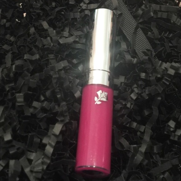 LANCOME Color Fever Lipgloss in Magenta - Picture 4 of 5