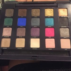 Urban Decay Vice Palette