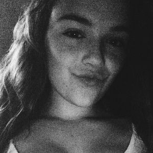 Meet your Posher, Maeve