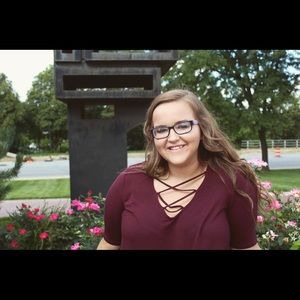 Meet your Posher, Hailey