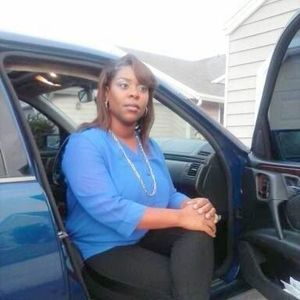 Meet your Posher, Saundra