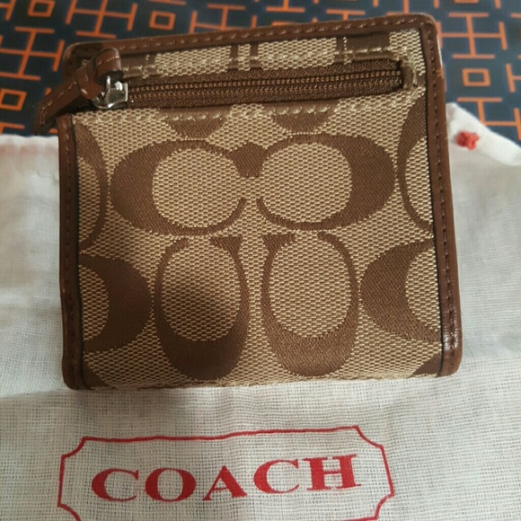 Authentic Coach Wallet - Picture 3 of 4