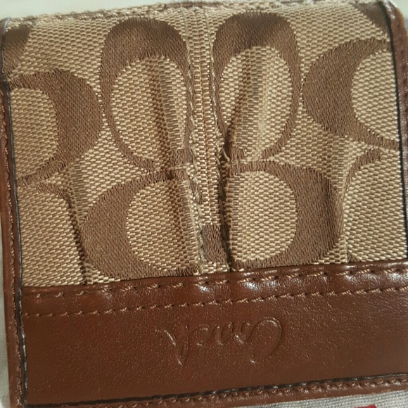 Authentic Coach Wallet - Picture 4 of 4