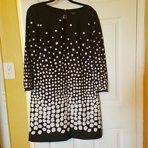 Tahari  Dress