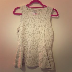 H&M floral lace peplum top