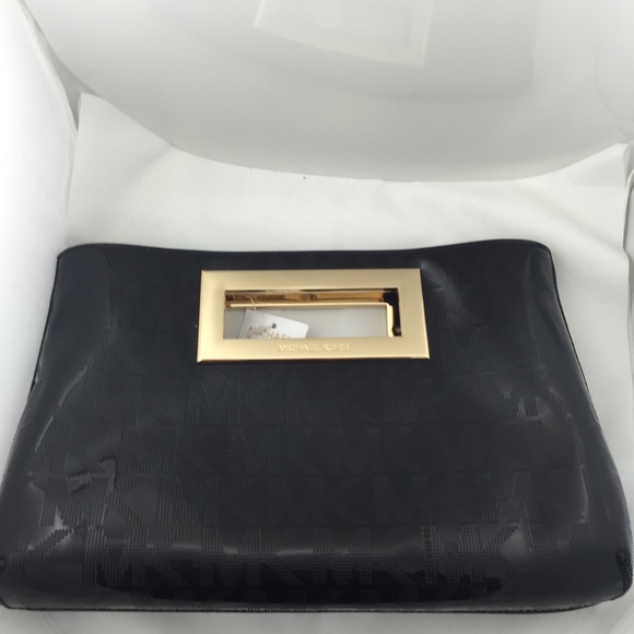 Michael Kors Handbags - Michael Kors Clutch!