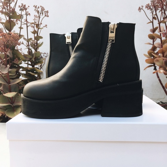 UNIF Shoes - UNIF Effy Women's Boot - Size 6