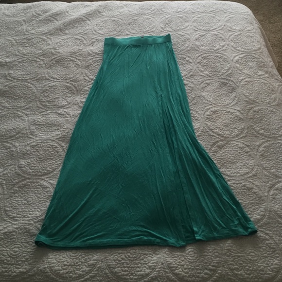 Charlotte Russe Dresses & Skirts - Teal skirt
