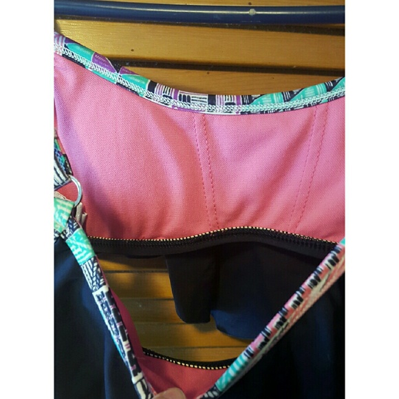 Aztec feather bikini top - Picture 3 of 4