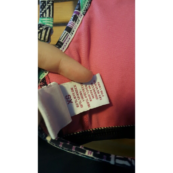 Aztec feather bikini top - Picture 4 of 4