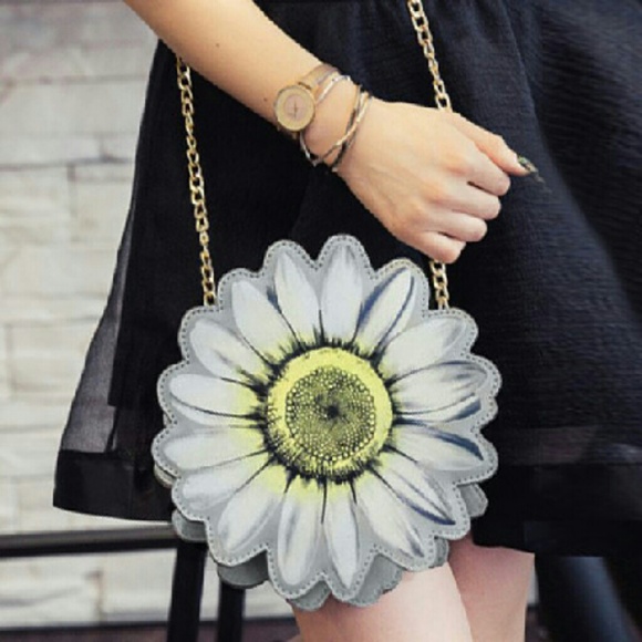 Flower  purse