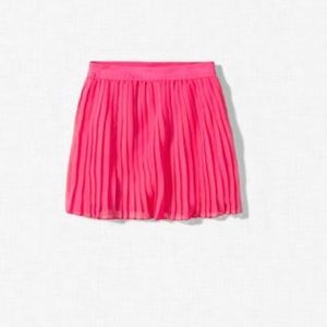 Girls pleated skirt 5-6