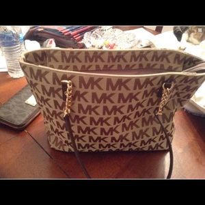 Michael Kors purse