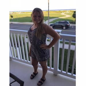 Meet your Posher, Alissa