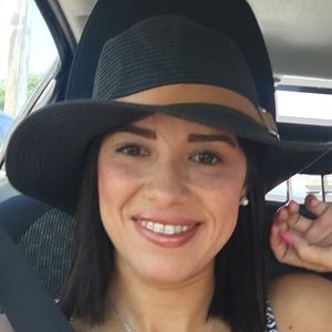 Meet your Posher, Karina