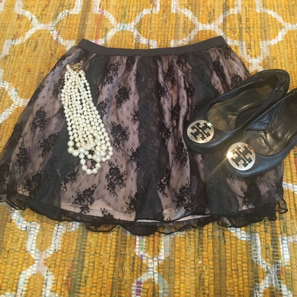 American Eagle, black lace & blush skirt, size M