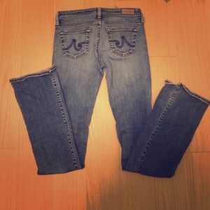 AG SIZE 25 "angel cut" jeans great condition