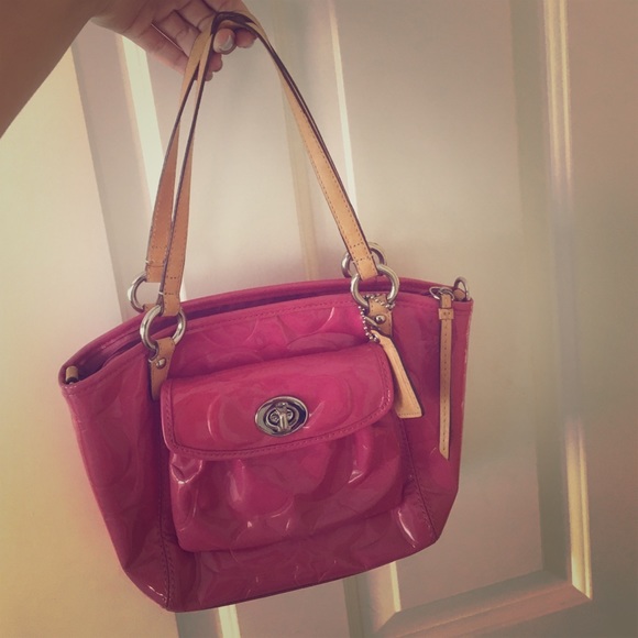 Pink patten leather coach bag!