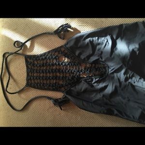 Acacia Teahupoo in Storm