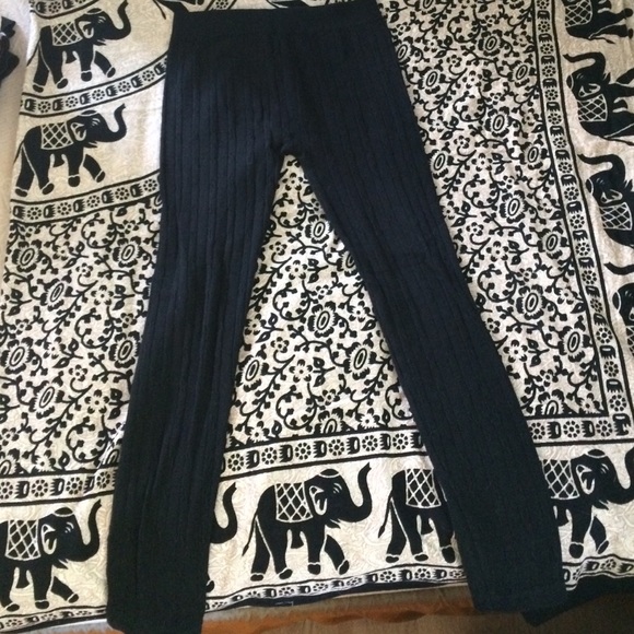 Black leggings