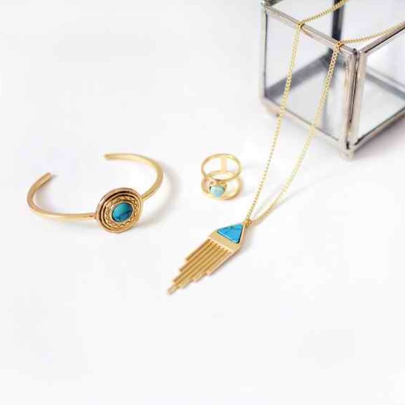 Turquoise bohemian bracelet cuff - Picture 2 of 4