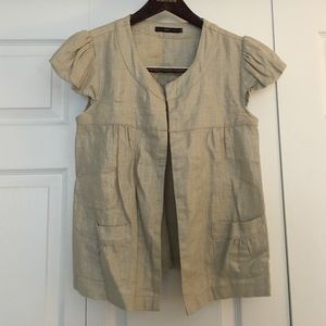 Adorable cap sleeved topper