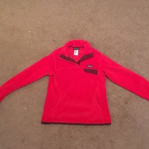 Red Patagonia Pull Over