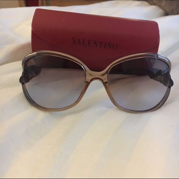 ✨1 day SALE!Valentino Sunglasses w braided arm