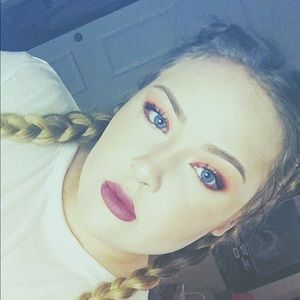 Meet your Posher, Bailey