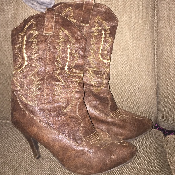 Cowgirl high heal boots - Picture 1 of 2