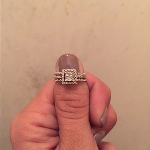 White gold and diamond ring