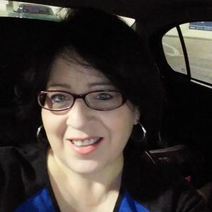 Meet your Posher, Tina