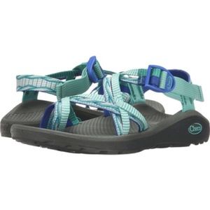NWT Chacos Zcloud X2