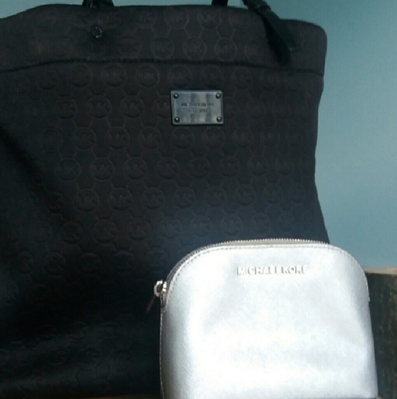 Michael Kors Tote & Cosmetic Bag