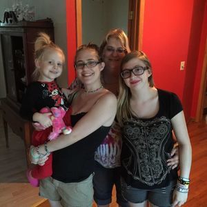 Meet your Posher, Calli-anne