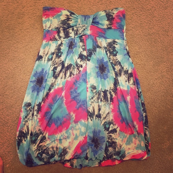 Strapless bubble dress