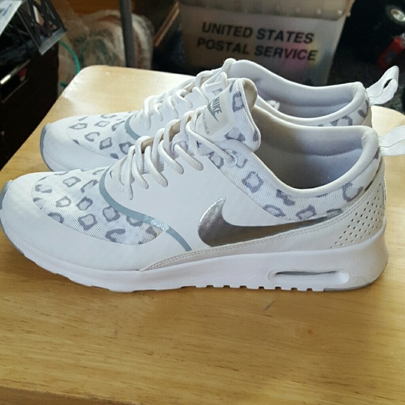 Rare cheetah Nike Theas - Picture 2 of 4