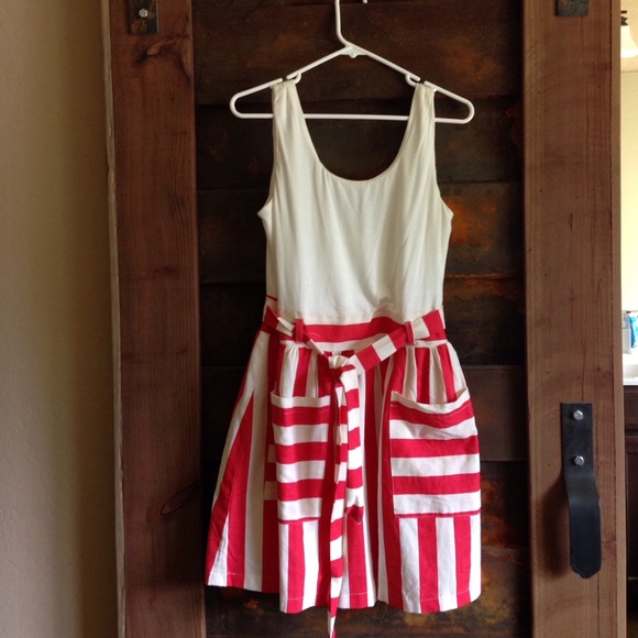 Double zero dress, size Large - Picture 2 of 3