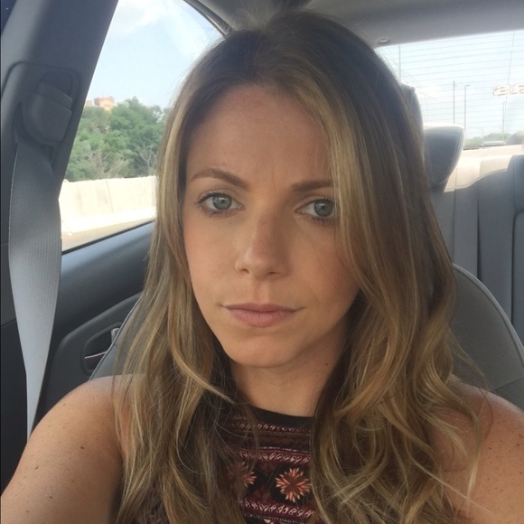 Meet your Posher, Kelly