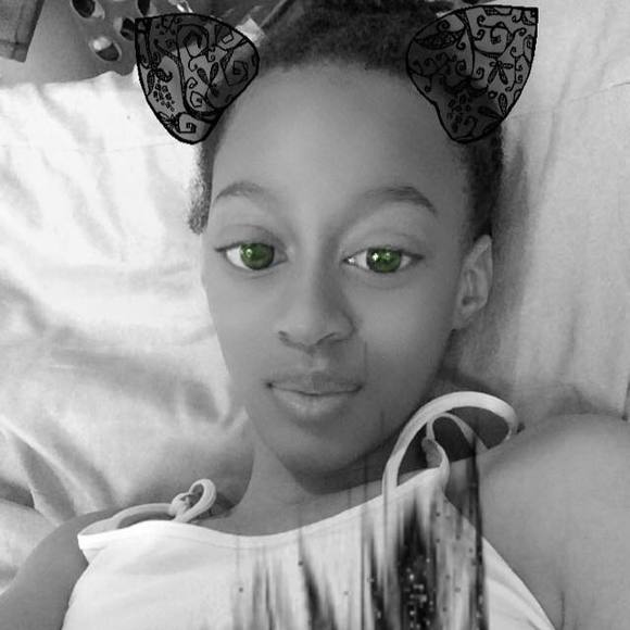 Meet your Posher, Tamara - Picture 1 of 1