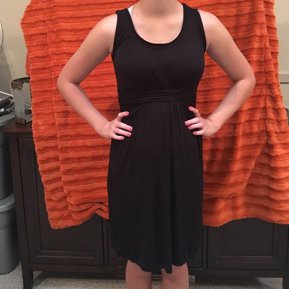 Max Studio stretchy black dress